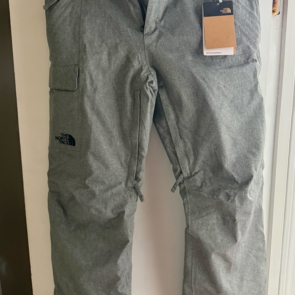 The North Face Cargo Pants in Gray